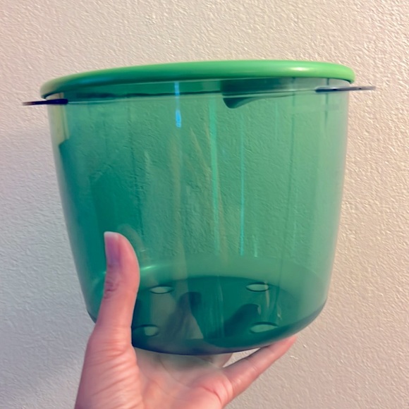 Tupperware Rare Green Vent N Serve / Rock N Serve Large 3-1/2 Qts 3.3 L Unique - Picture 3 of 11